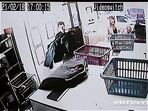 Private.com - Mia Malkova gets boned in the laundry